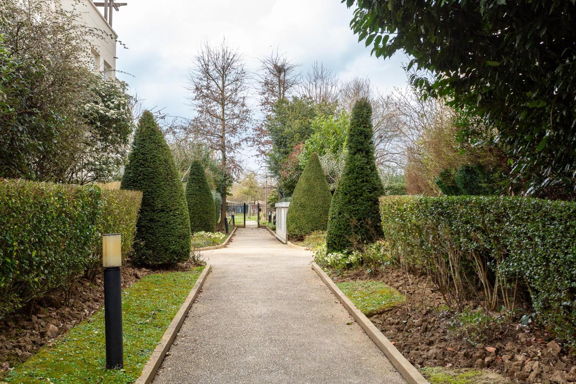 Happy Stay Disney Two - Apartment With Garden & Parking Montévrain Zewnętrze zdjęcie